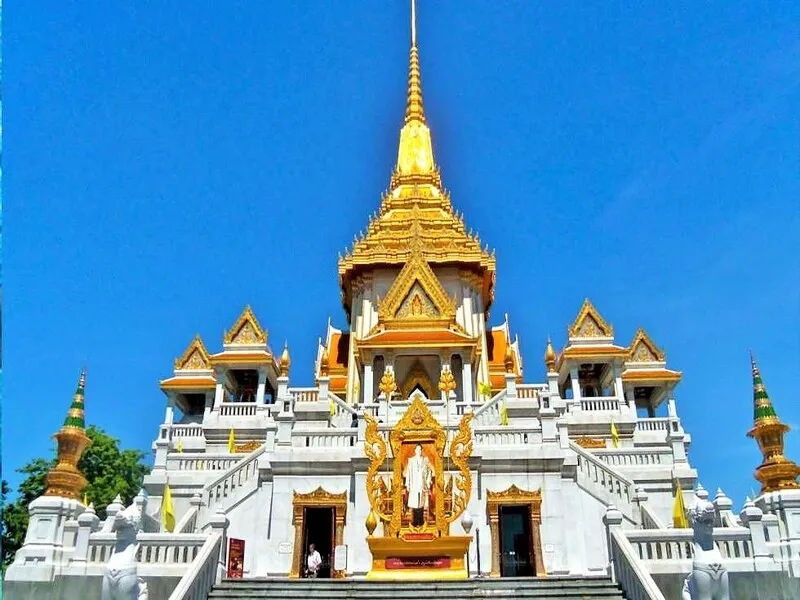 Thái Lan tháng 10 – Có gì hấp dẫn? 2 Chua Vang Thai Lan 1