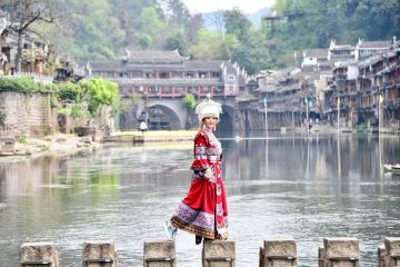 tour phuong hoang co tran