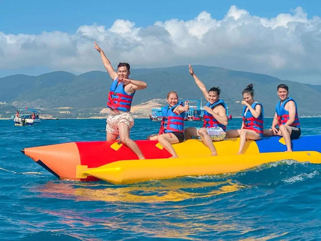 bai tranh nha trang letsflytravel 5